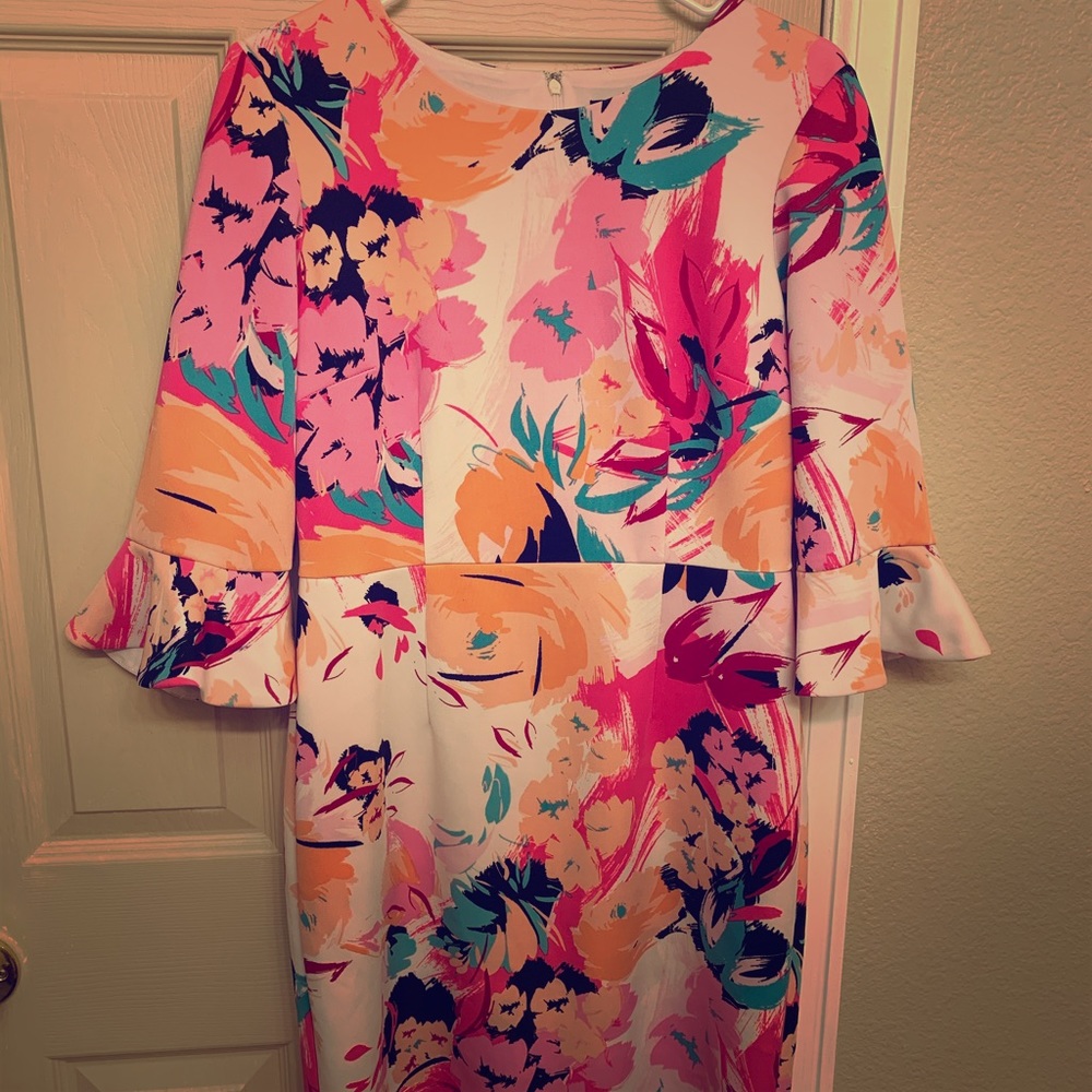 Long Sleeve Knee Length Floral Bodycon Dress